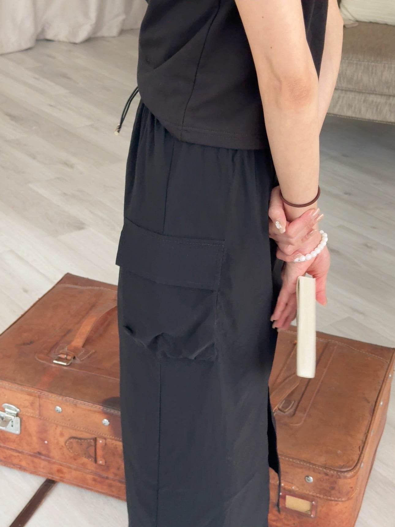 B312 OBEY SKIRT