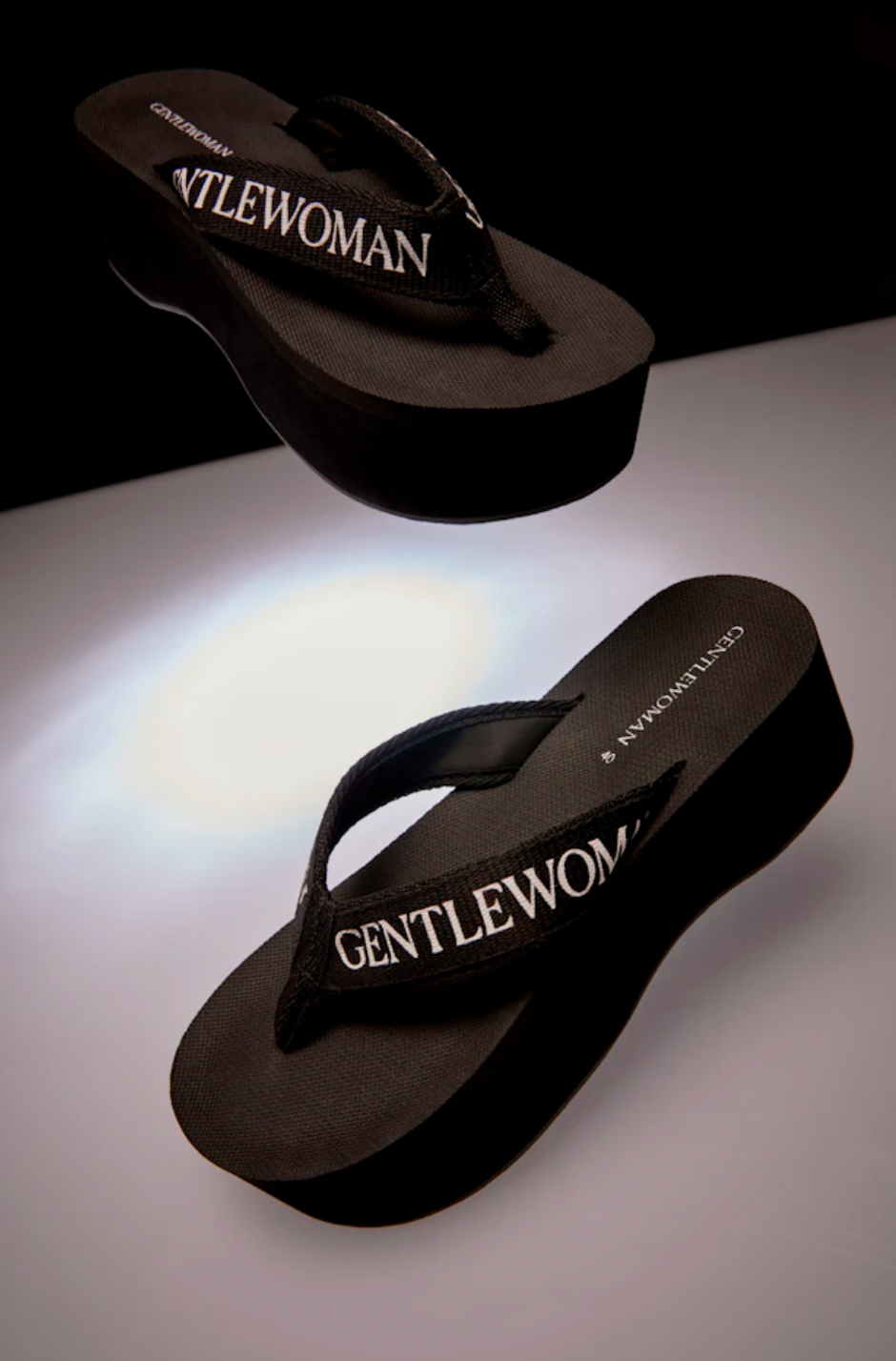 GW11 GENTLEWOMAN FLIP FLOPS