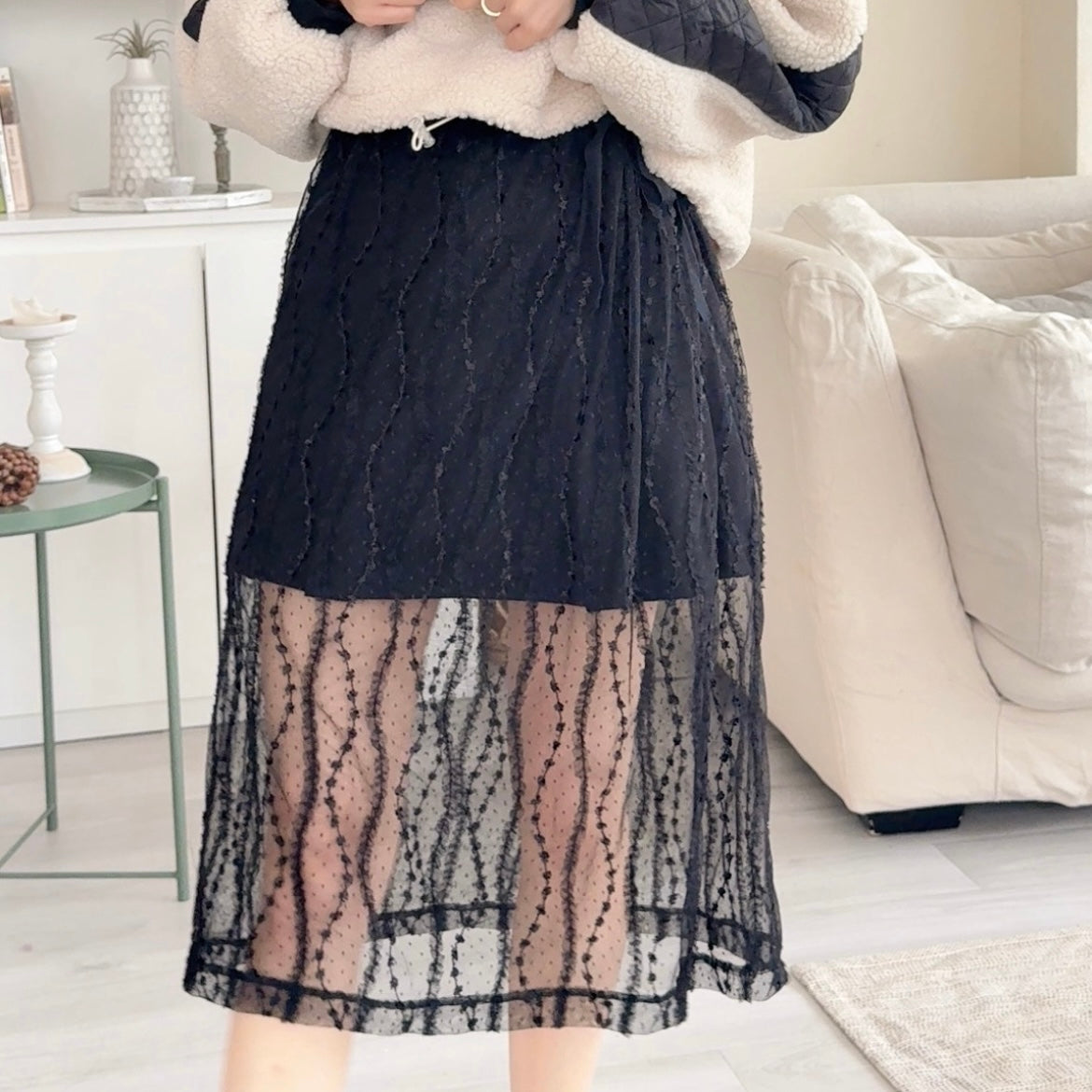 B308 LACE SKIRT