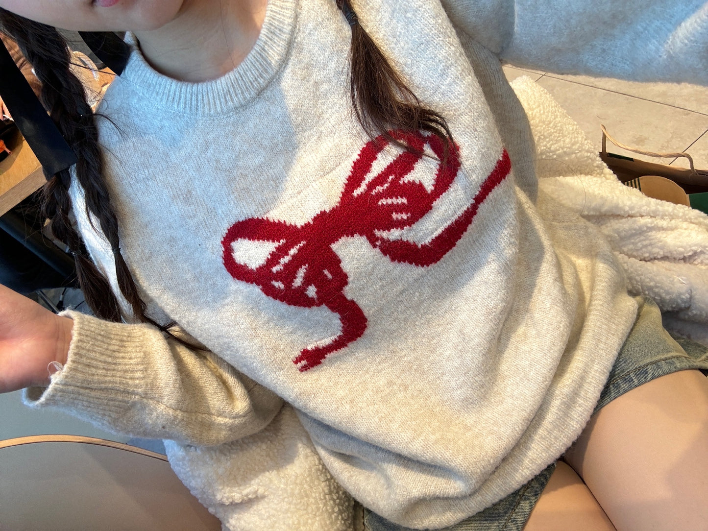 T969 RED RIBBON SWEATER