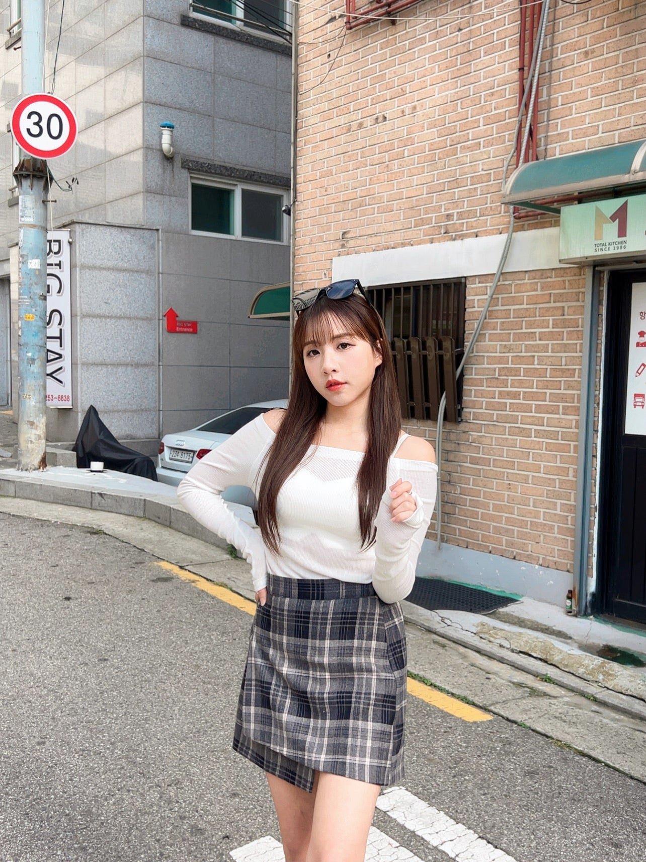 B305 THANK YOU SKIRT