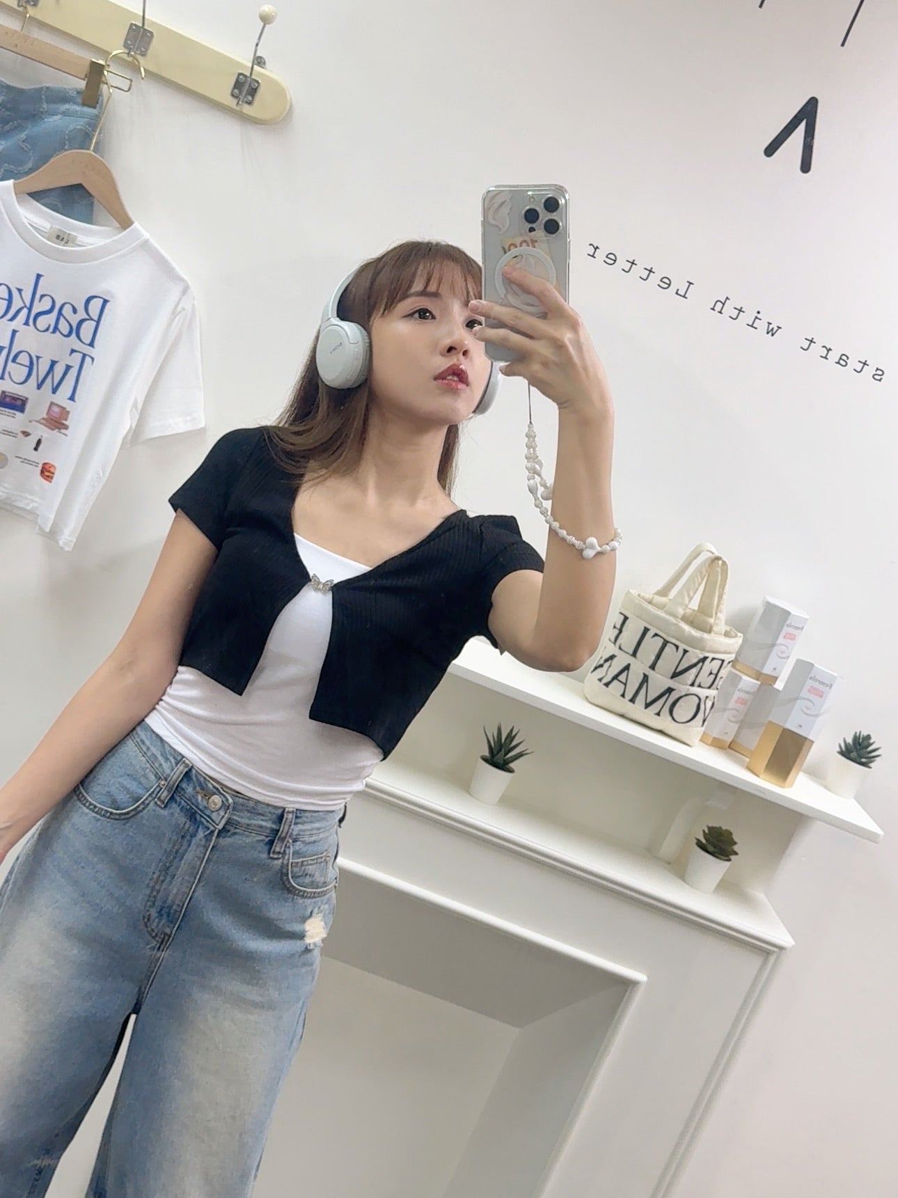 TH101 BUTTERFLY DAY TOP