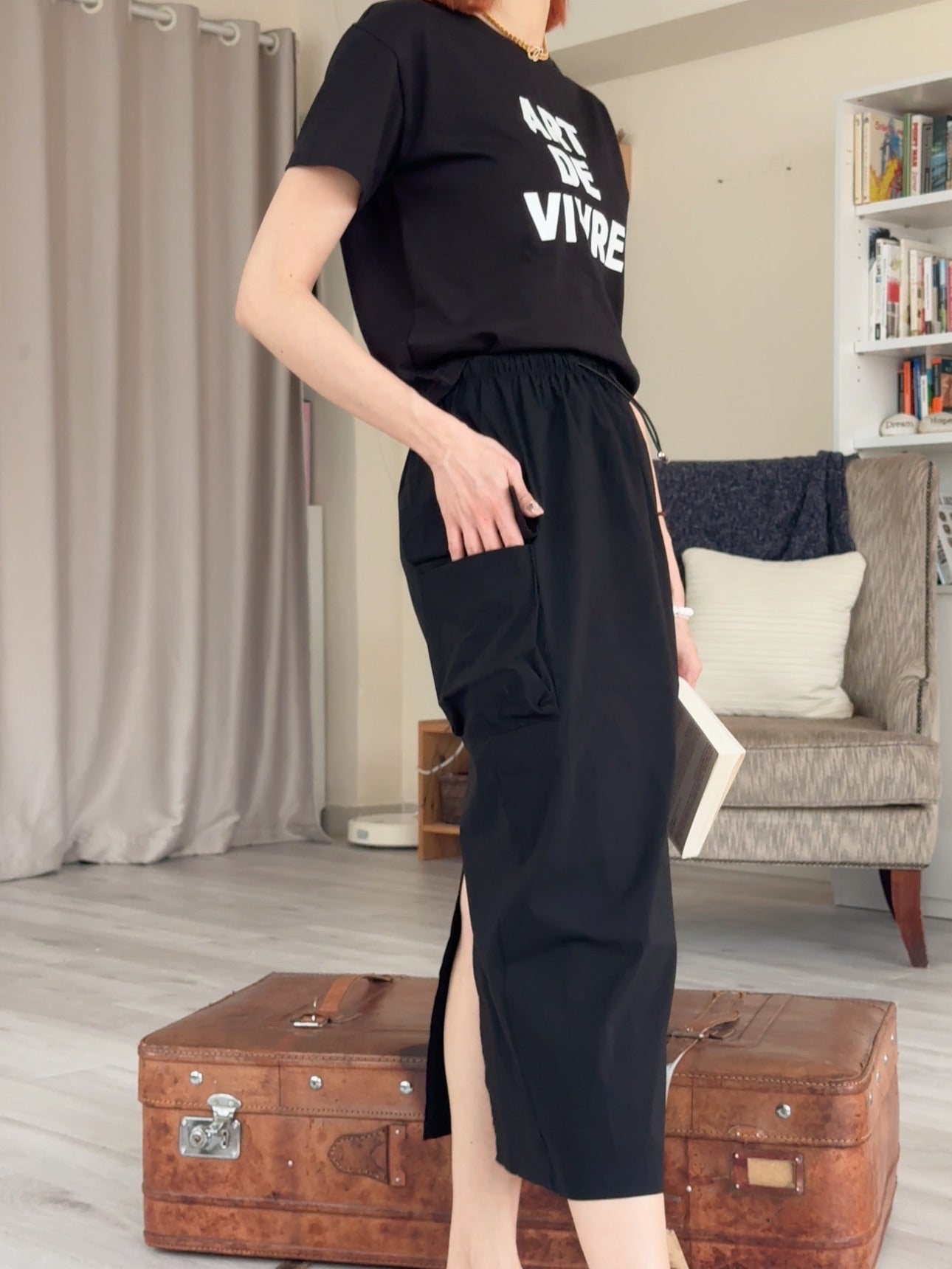 B312 OBEY SKIRT