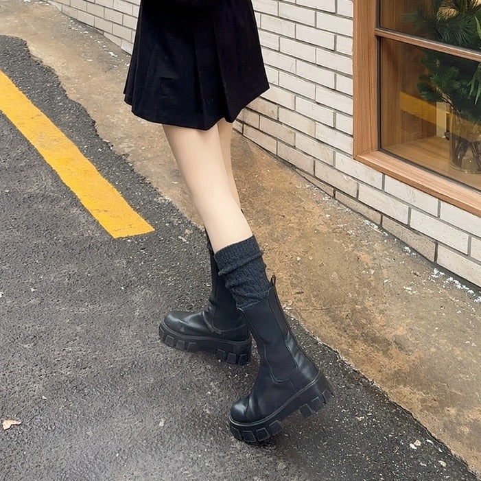 SE034 NIEEH SOCKS 堆堆襪