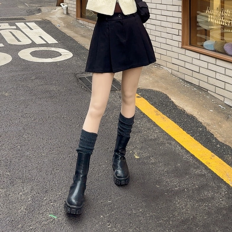 SE034 NIEEH SOCKS 堆堆襪