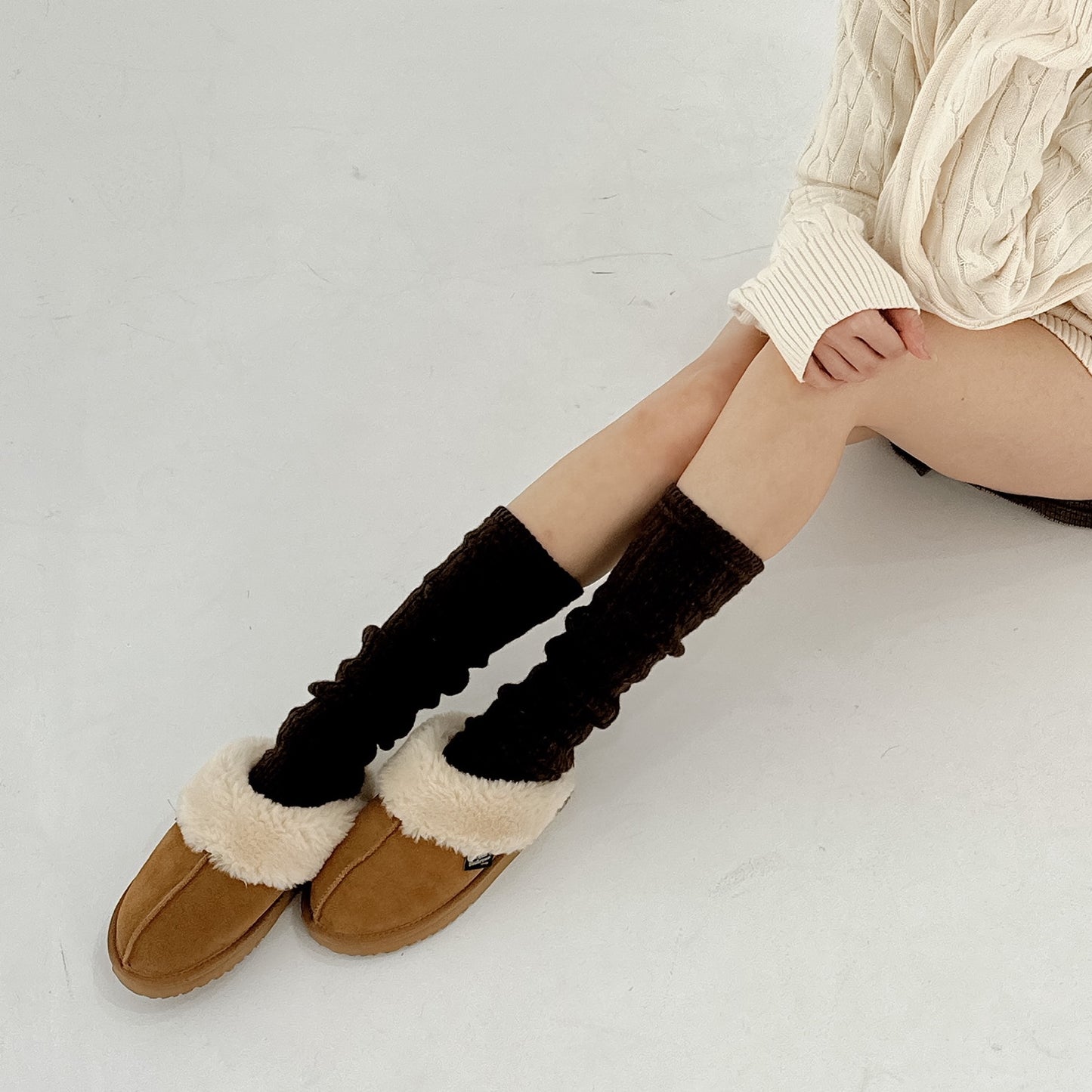 SE034 NIEEH SOCKS 堆堆襪