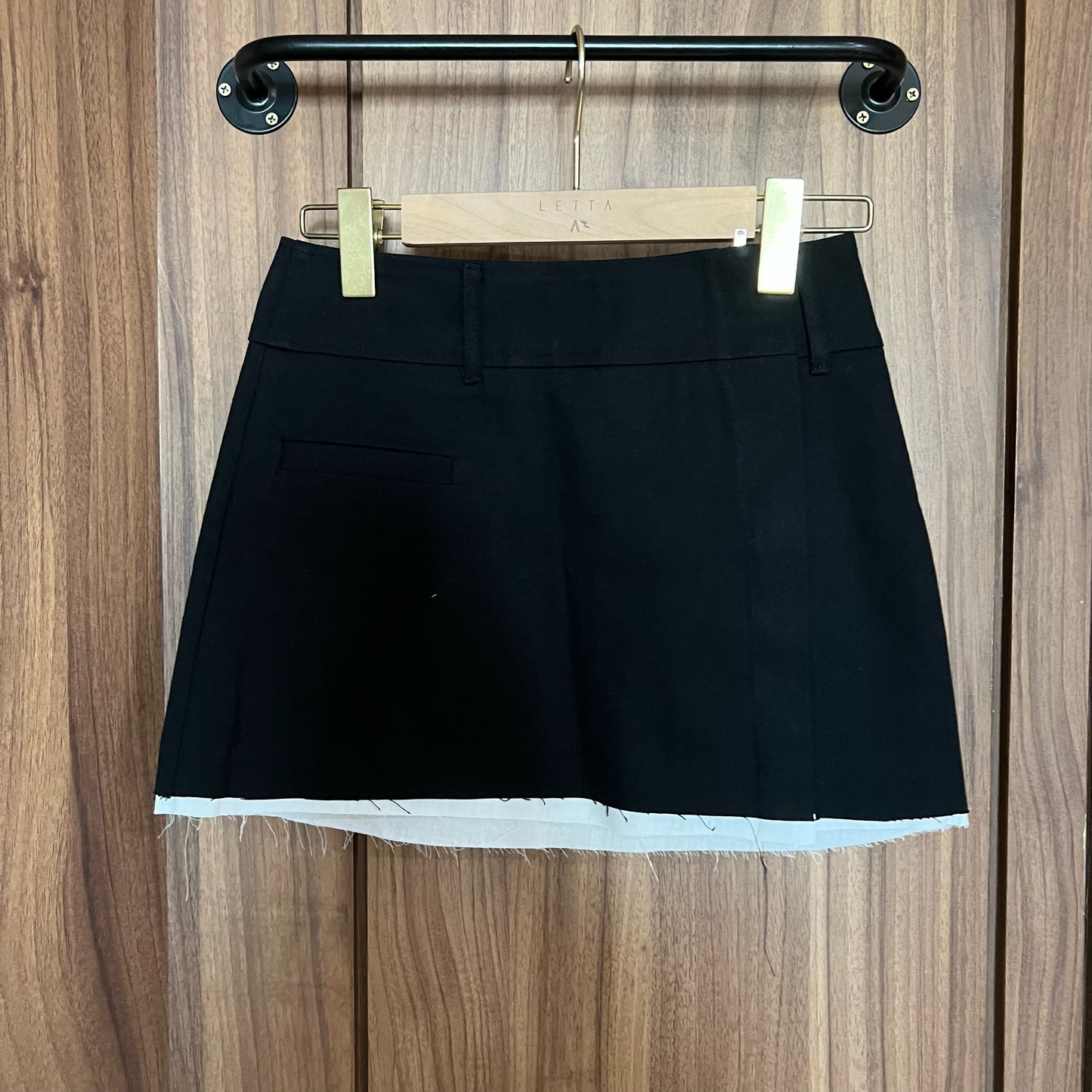 B302 HOLIDAY SKIRT