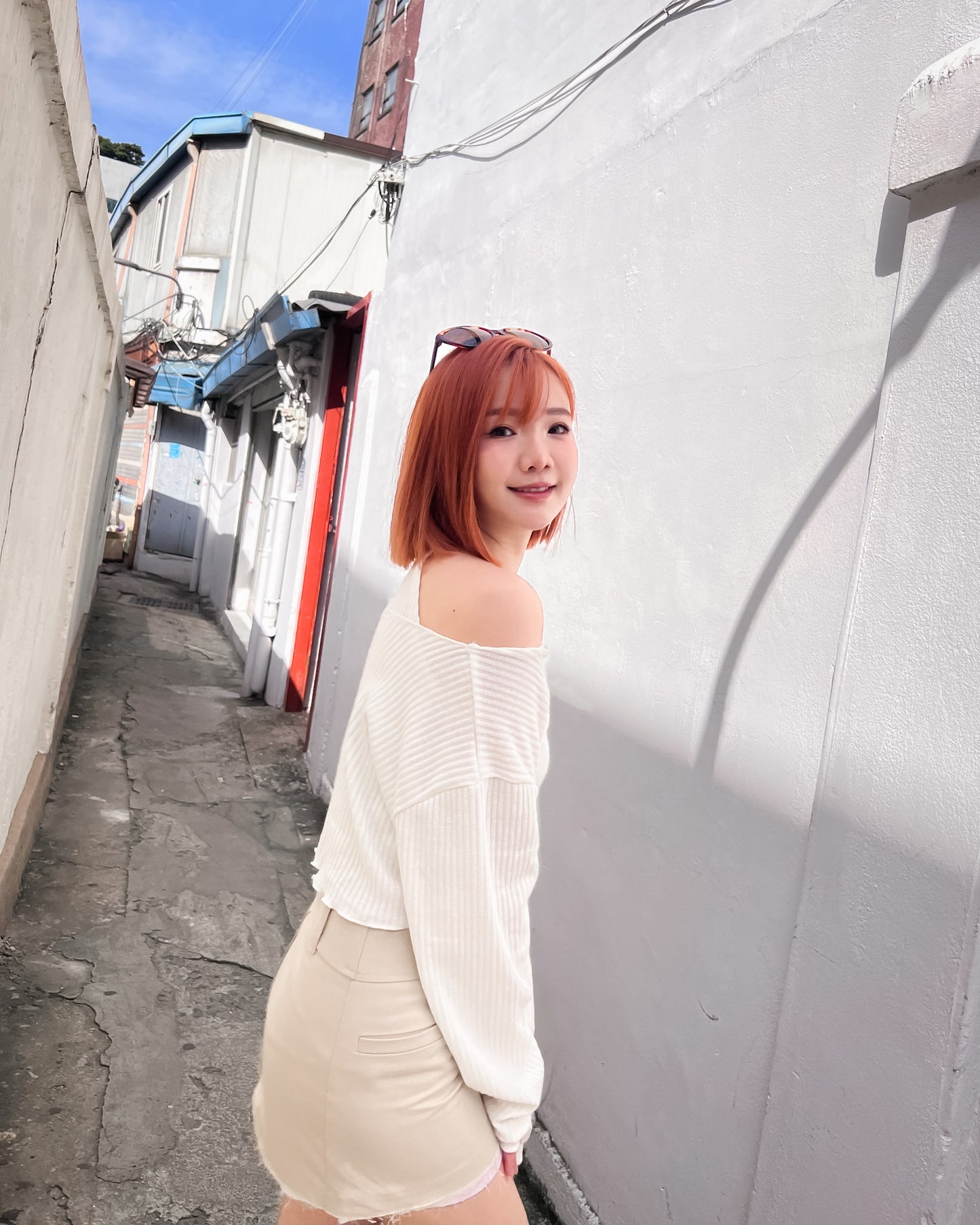 B302 HOLIDAY SKIRT