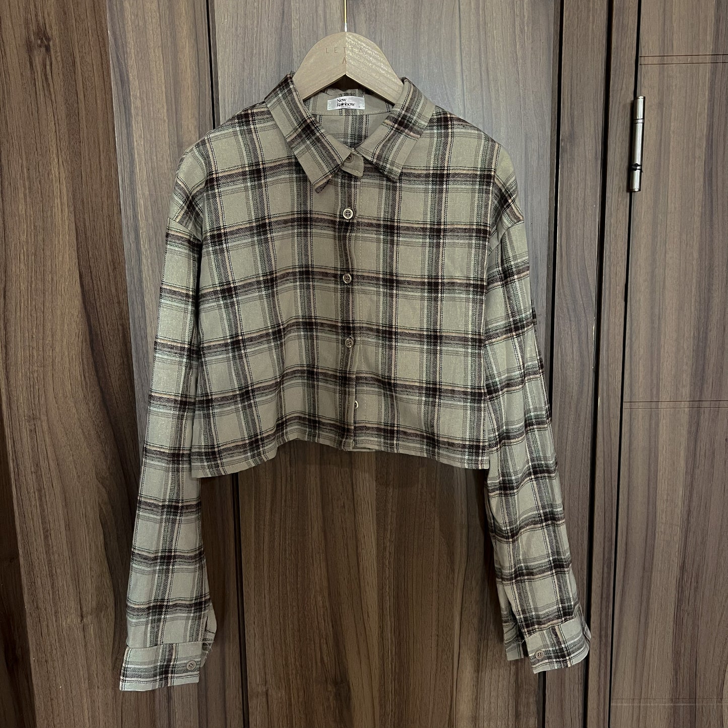 T945 NEIGBOUR BLOUSER