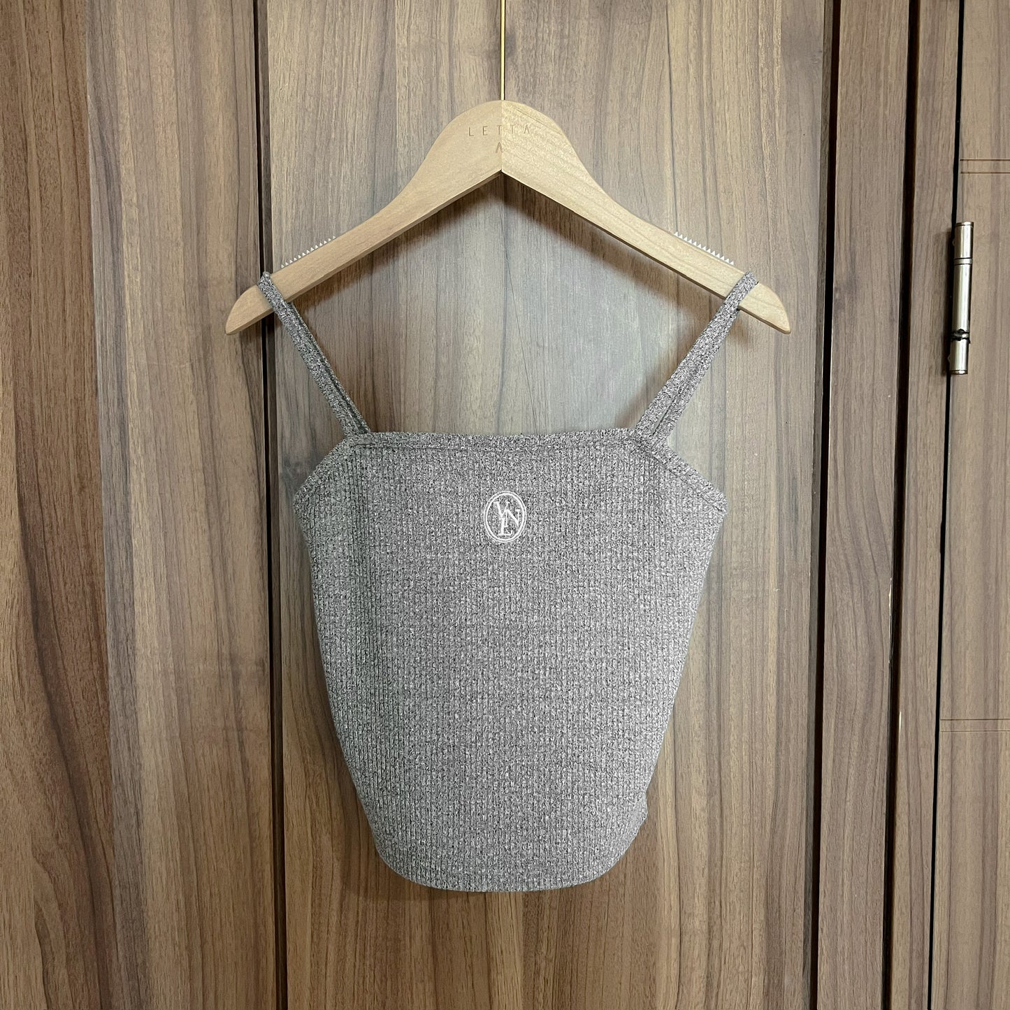 T948 VILLY VEST