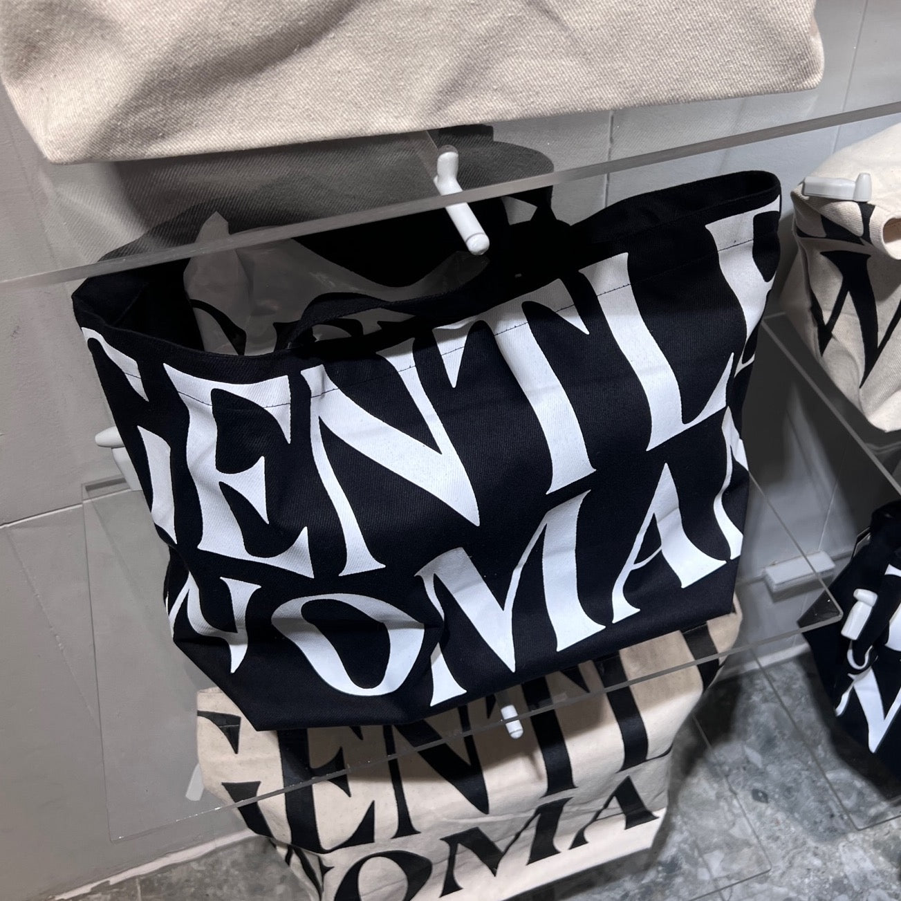 GW08 CANVAS TOTE BAG : BLACK (黑色大/小帆布袋)