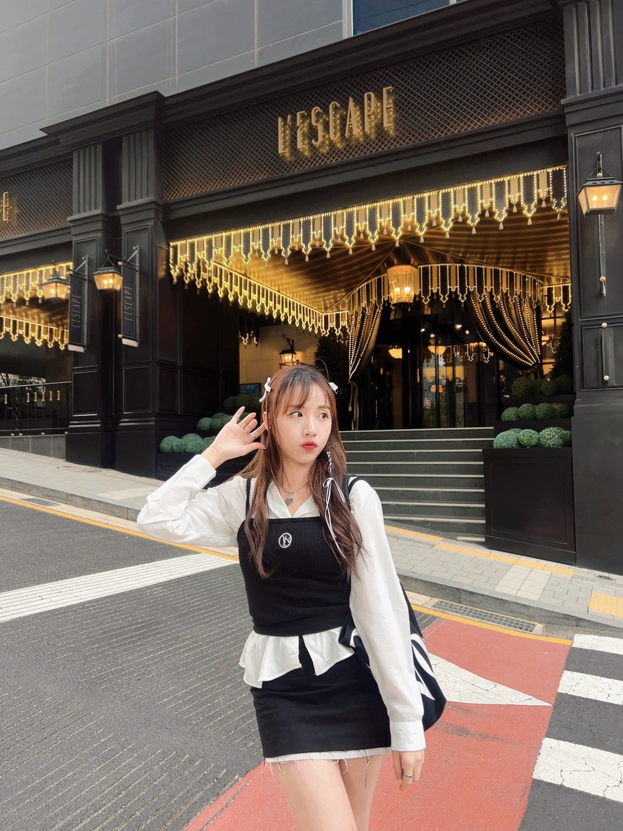 B302 HOLIDAY SKIRT