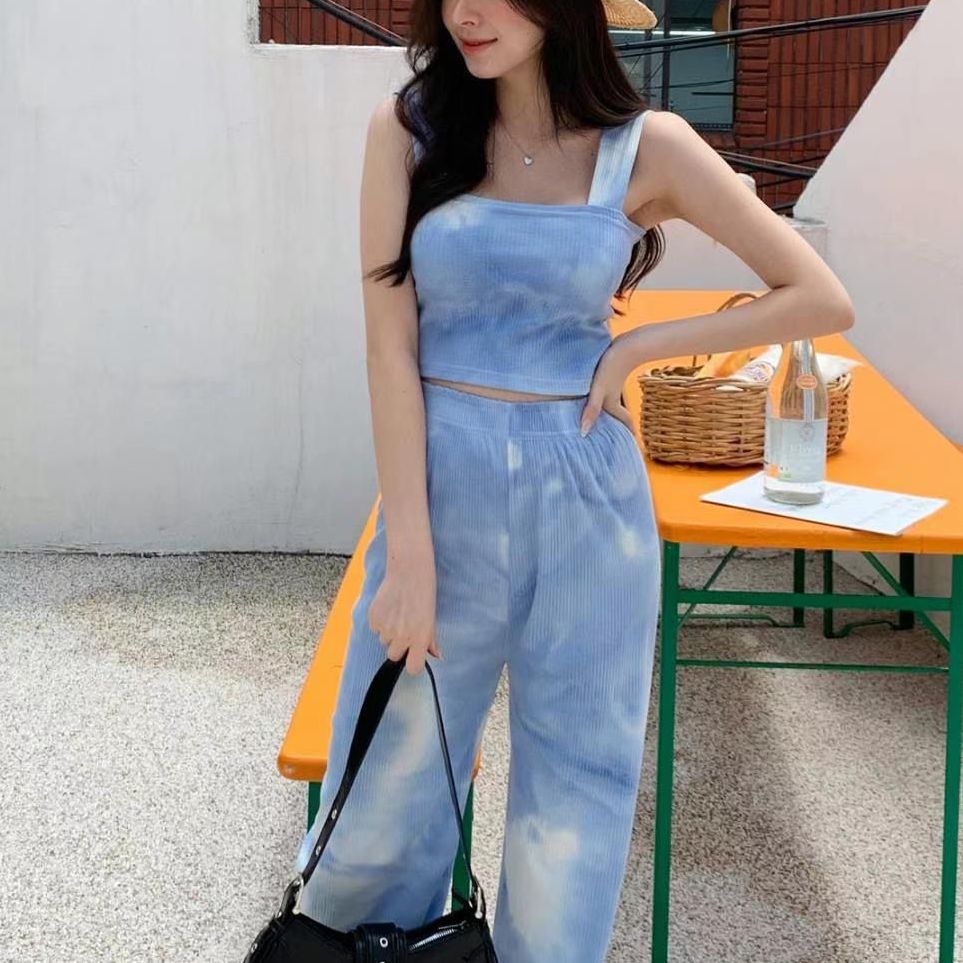 T937 CLOUDY SET