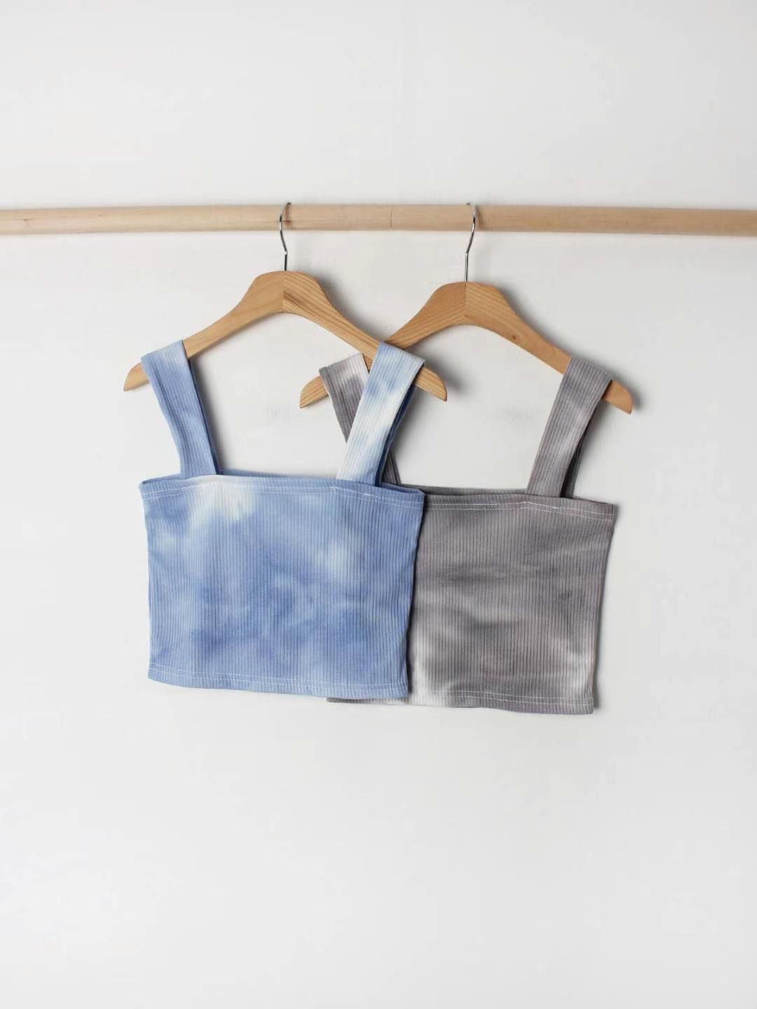 T937 CLOUDY SET