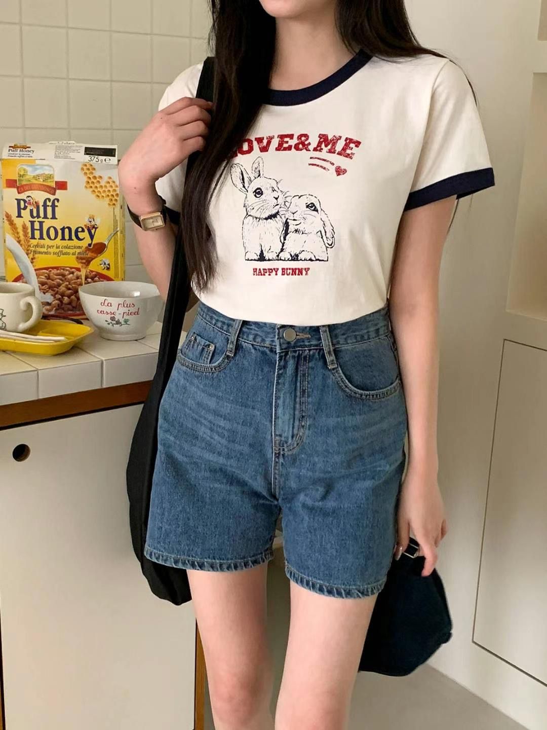 T933 LOVE ME TEE