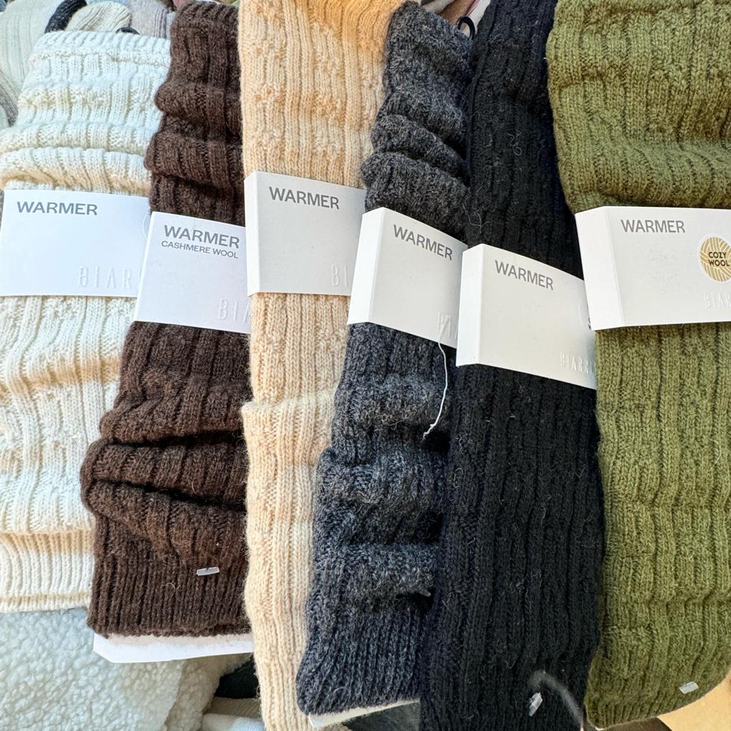 SE034 NIEEH SOCKS 堆堆襪