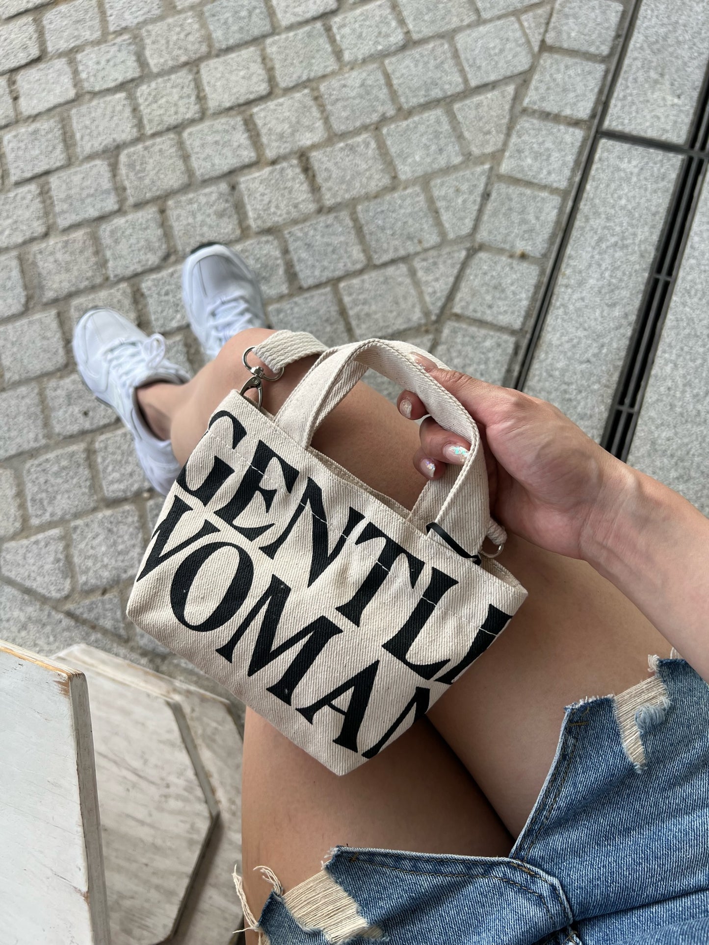 GW02 GW CANVAS TOTE BAG (經典大/小帆布袋)