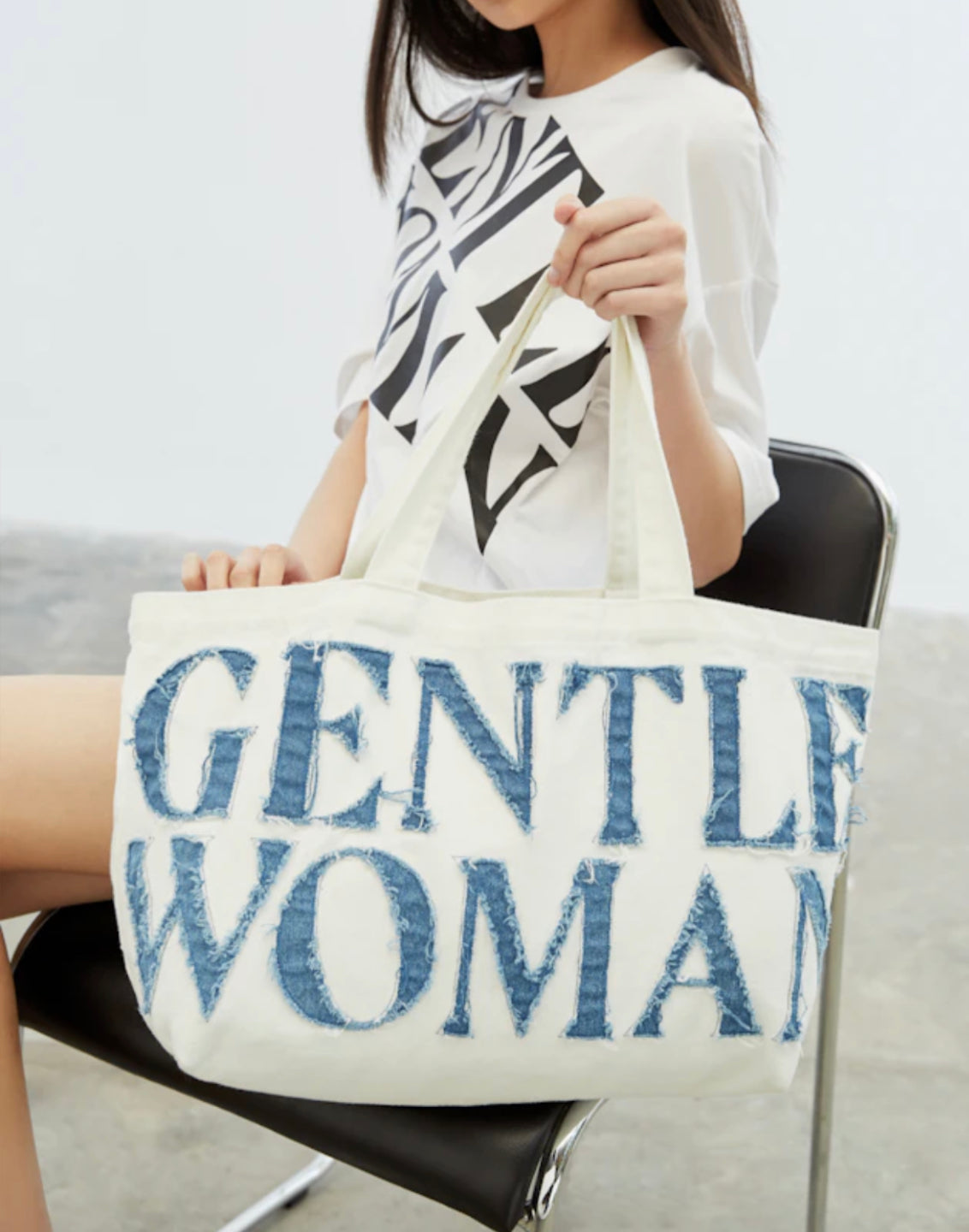GW16 GW DENIM TOTE BAG (WHITE)