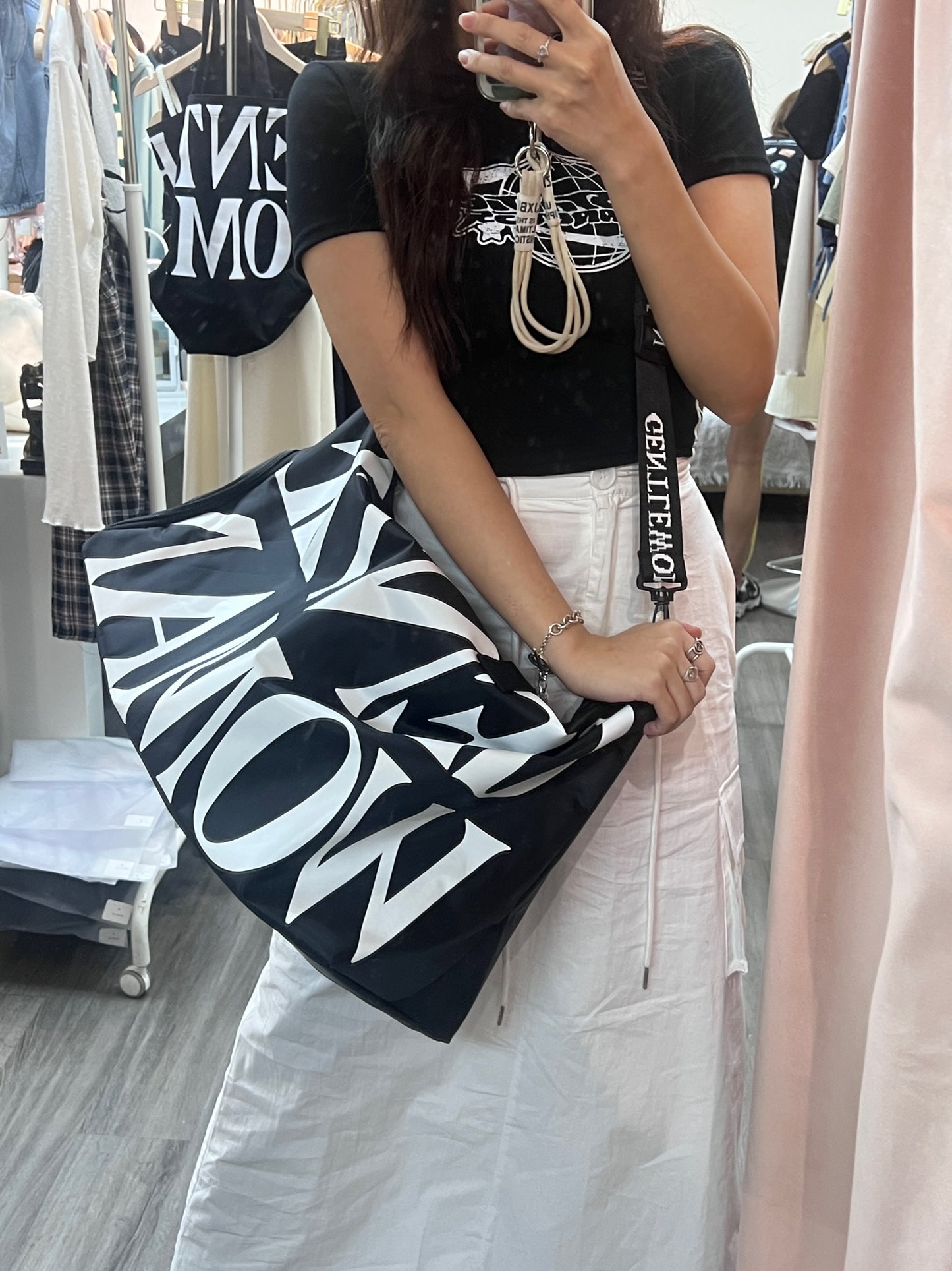 GW14 GW CARRYALL BAG (特大黑防水帆布袋)