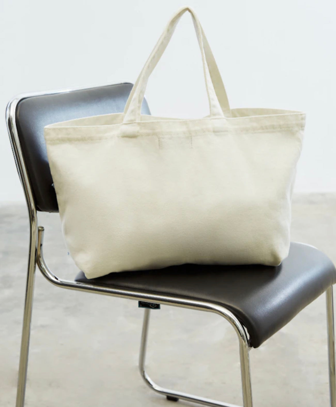 GW16 GW DENIM TOTE BAG (WHITE)