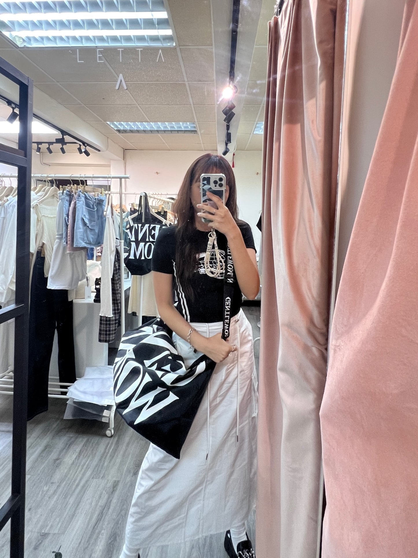 GW14 GW CARRYALL BAG (特大黑防水帆布袋)
