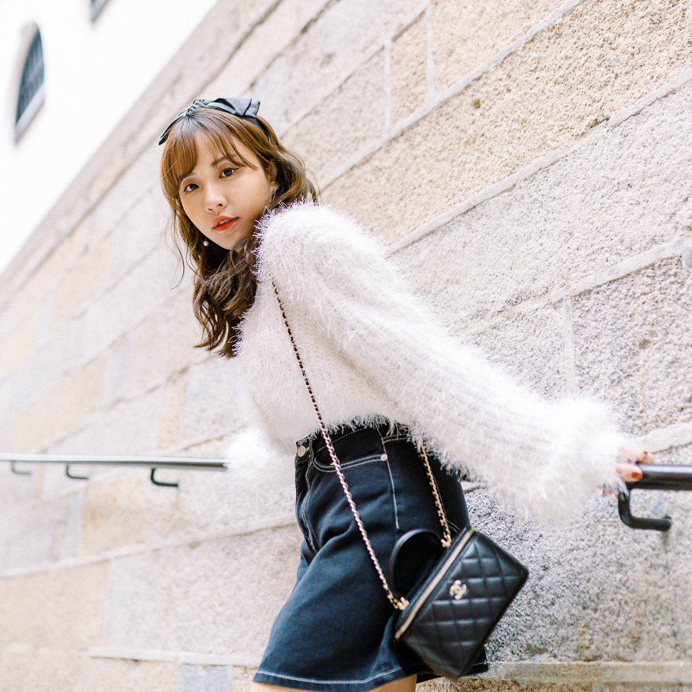 T697 FIZZY CROP CARDIGAN