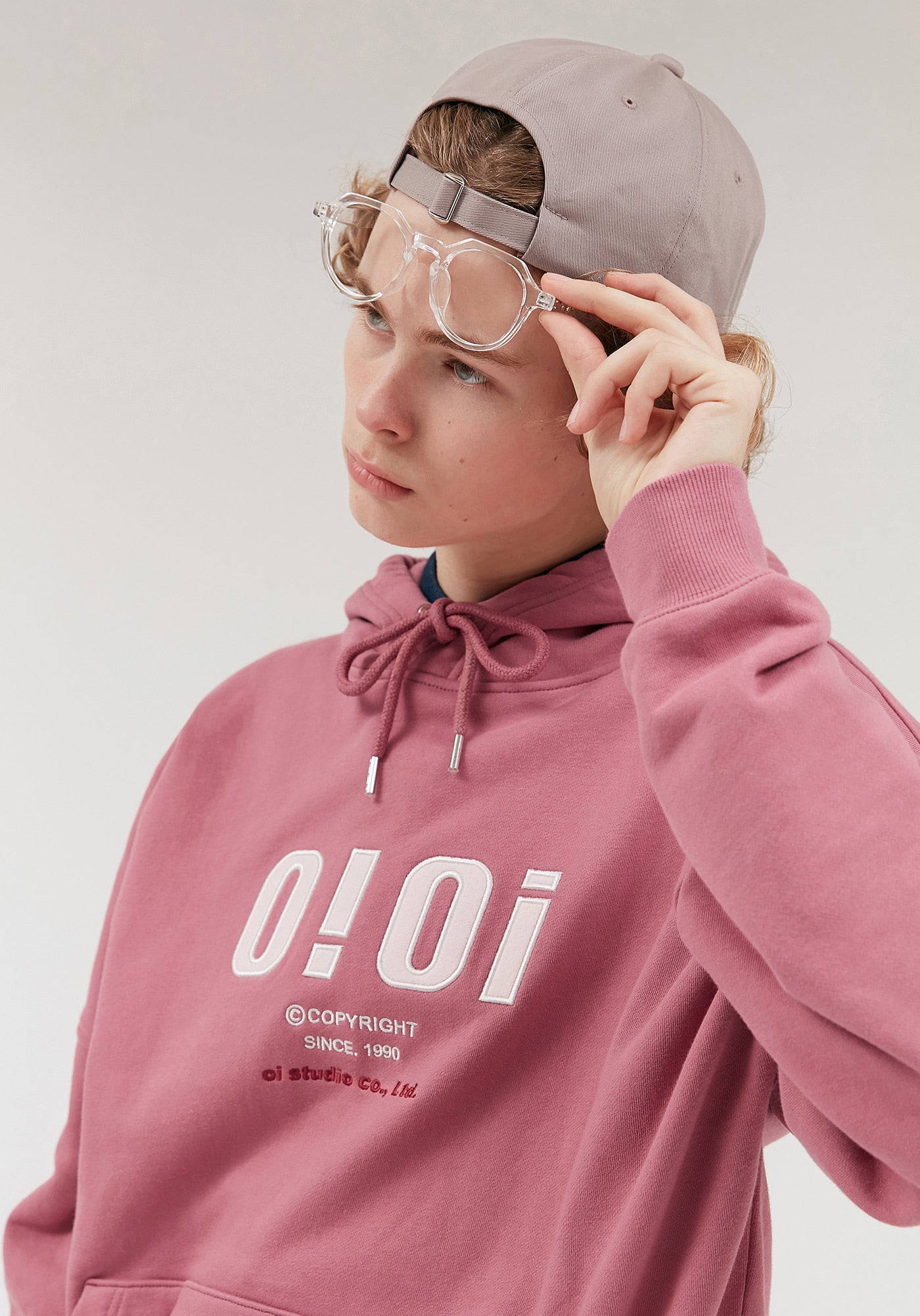BO001 OIOI 2020 SIGNATURE HOODIE (第三團~22/2 結束)