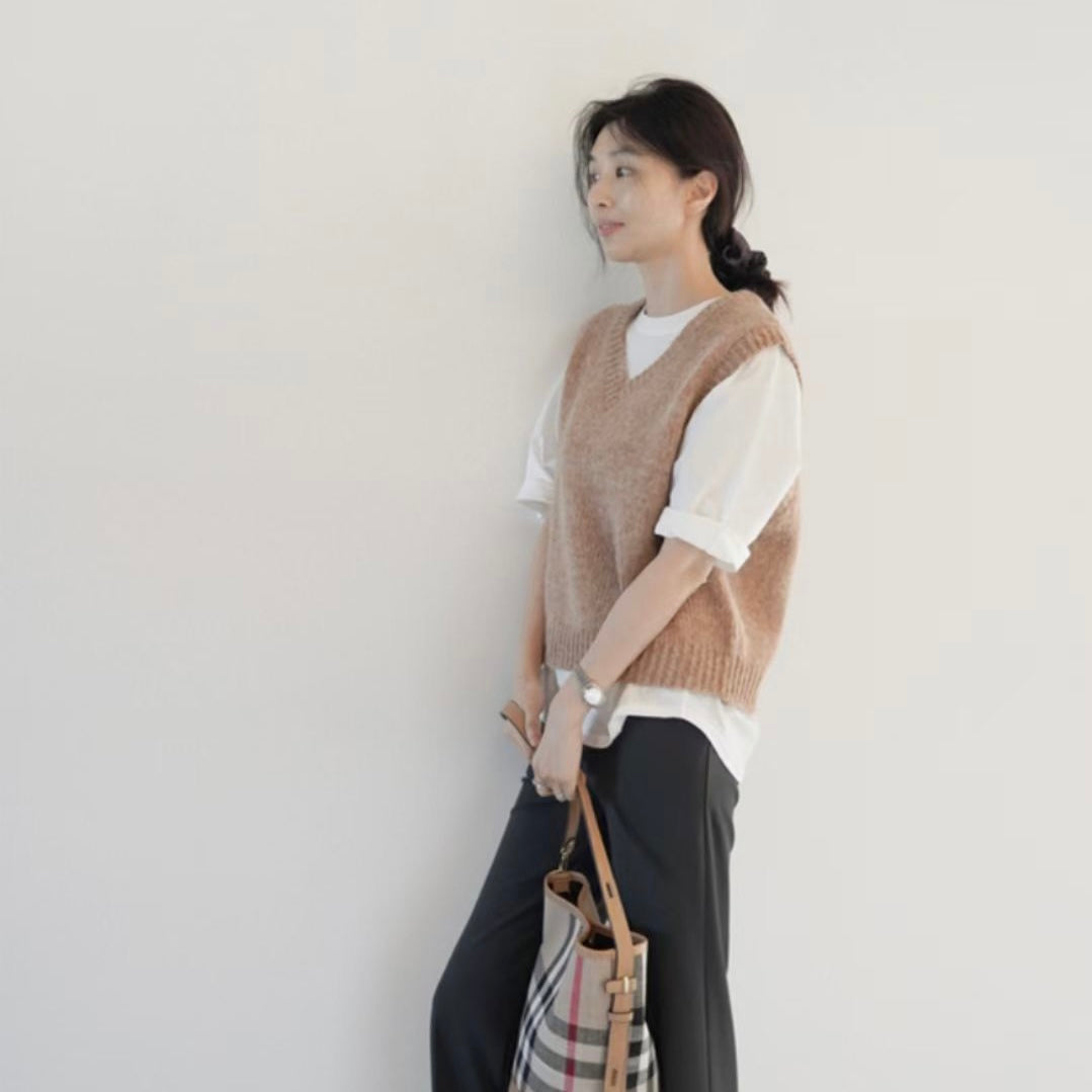 T681 BINO KNIT TOP