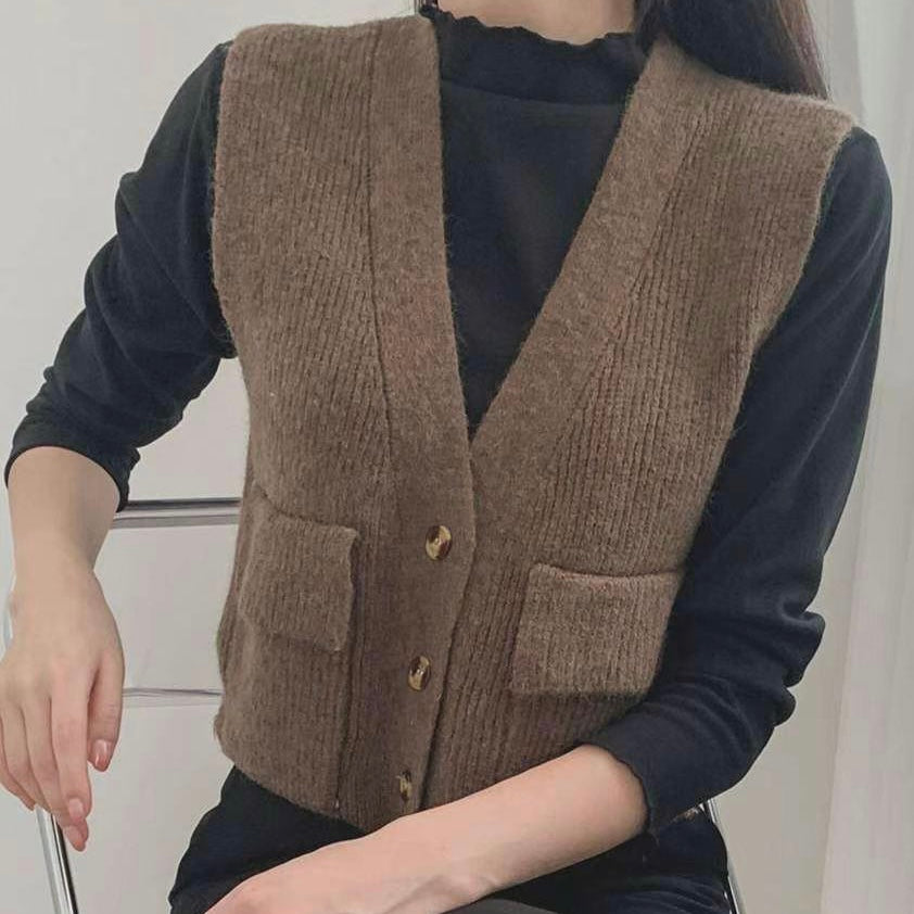 T656 TIMOTHY KNIT VEST