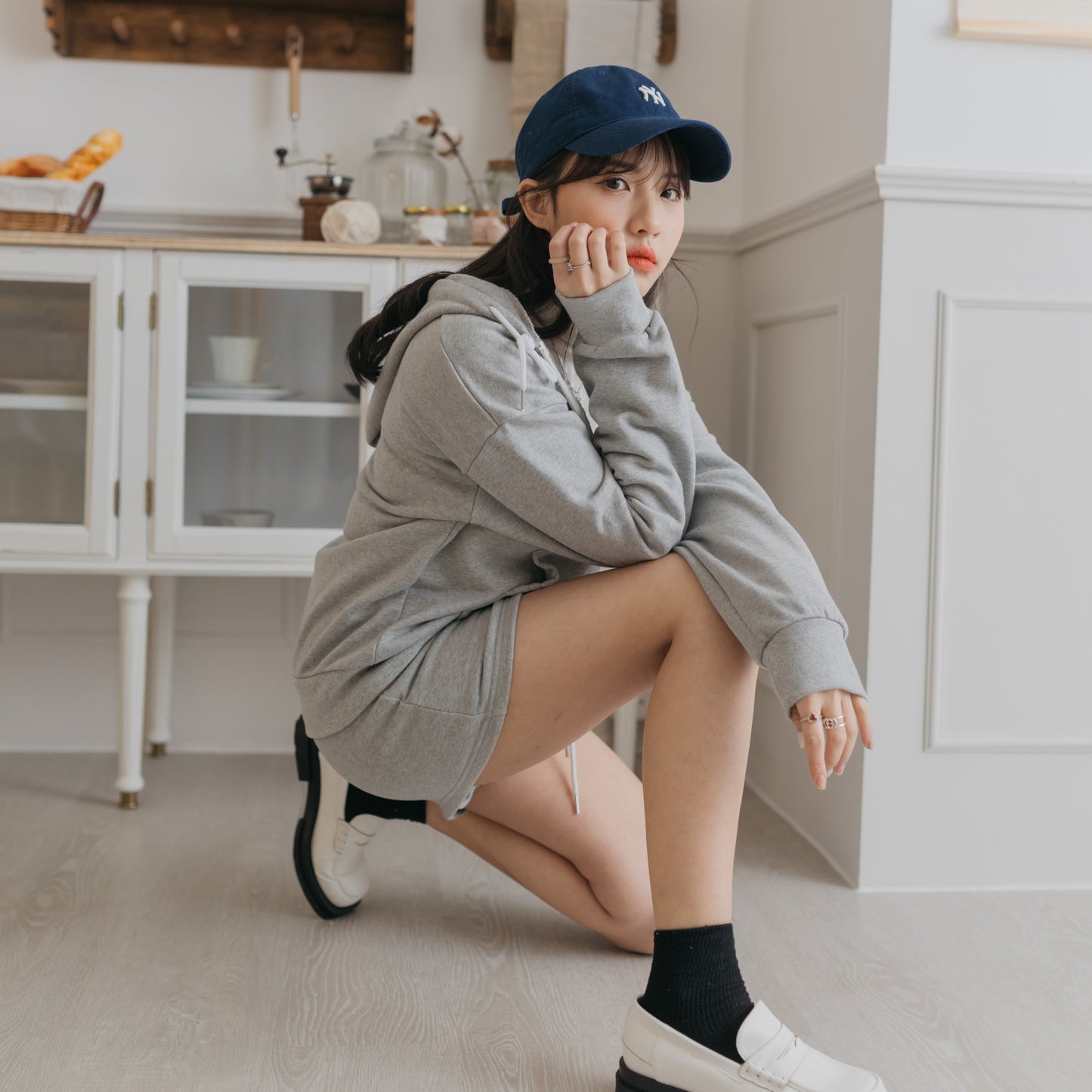 T714 KOREA GREYISH SET
