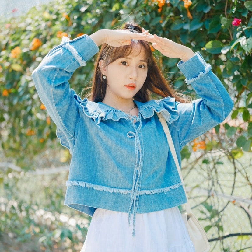 T718 RUFFLE DENIM BLOUSE