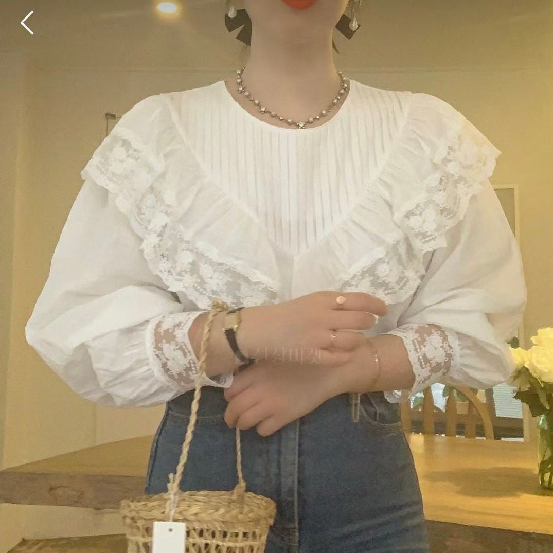 T710 PATIENT LACE BLOUSE