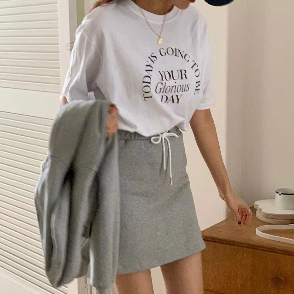 T713 GLORIOUS DAY TEE