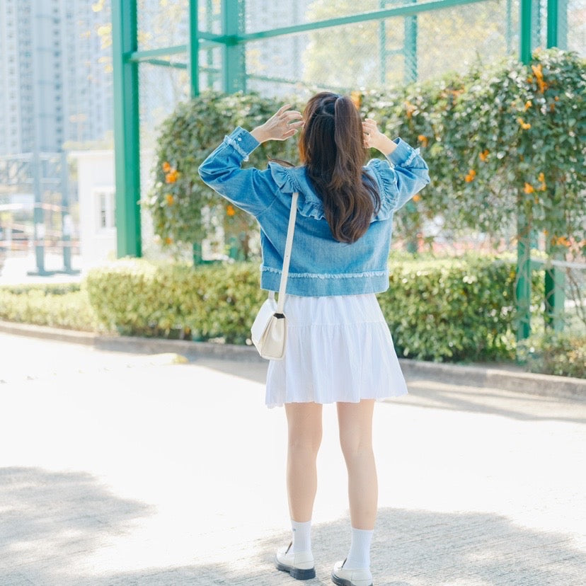 T718 RUFFLE DENIM BLOUSE