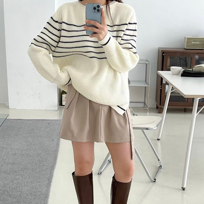 T700 LINEAR SWEATER