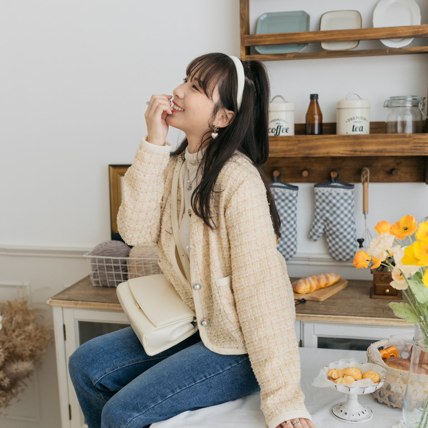 C056 SWISS DAY TWEED OUTER