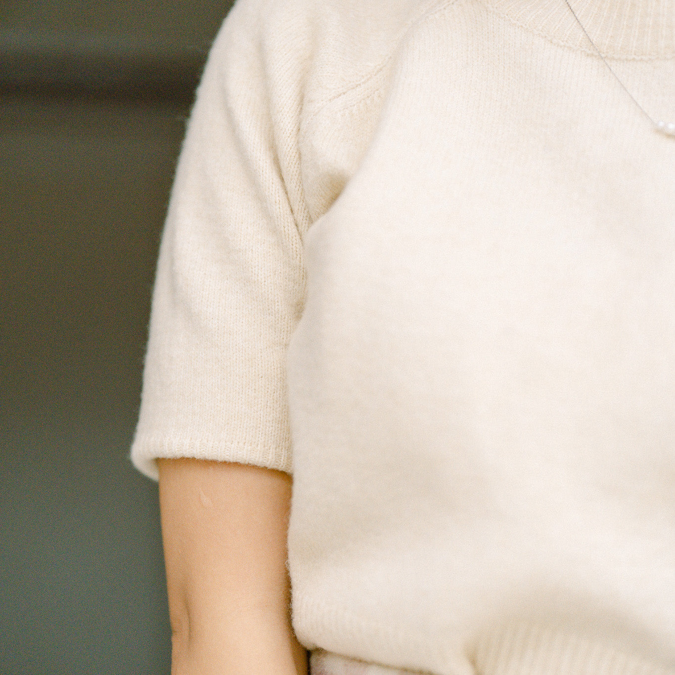 T696 JANUARY SWEATER