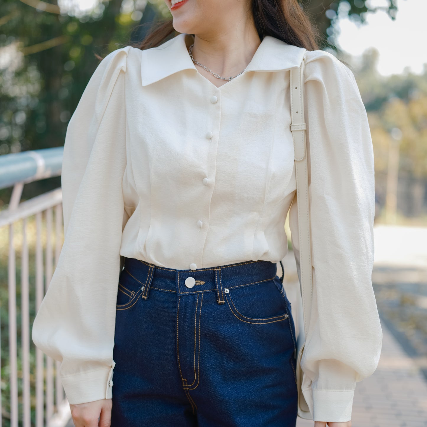 T739 NUZZI BLOUSE