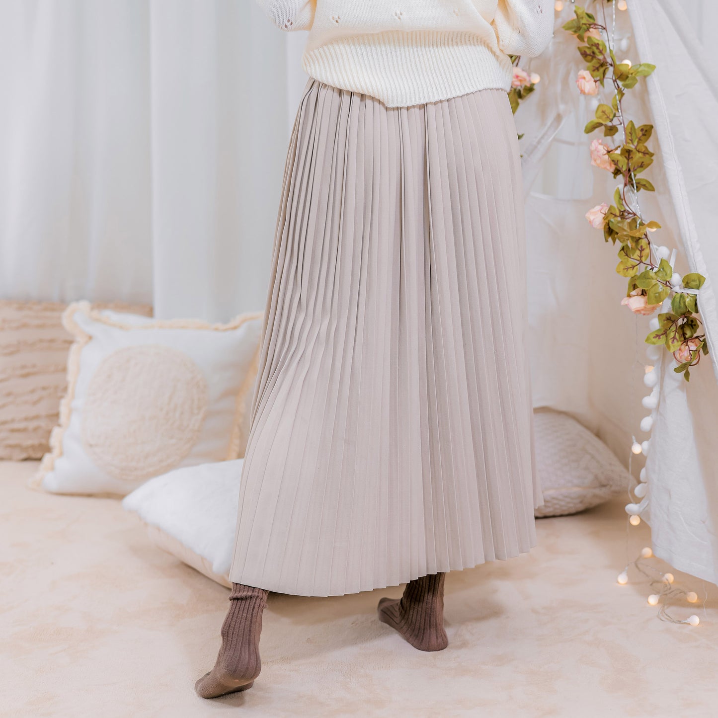 B142 BUBBLE LOVE SKIRT