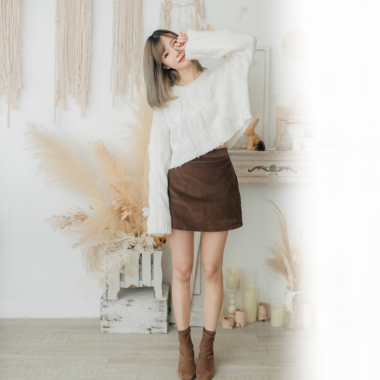 T436 LOVELY SWEATER
