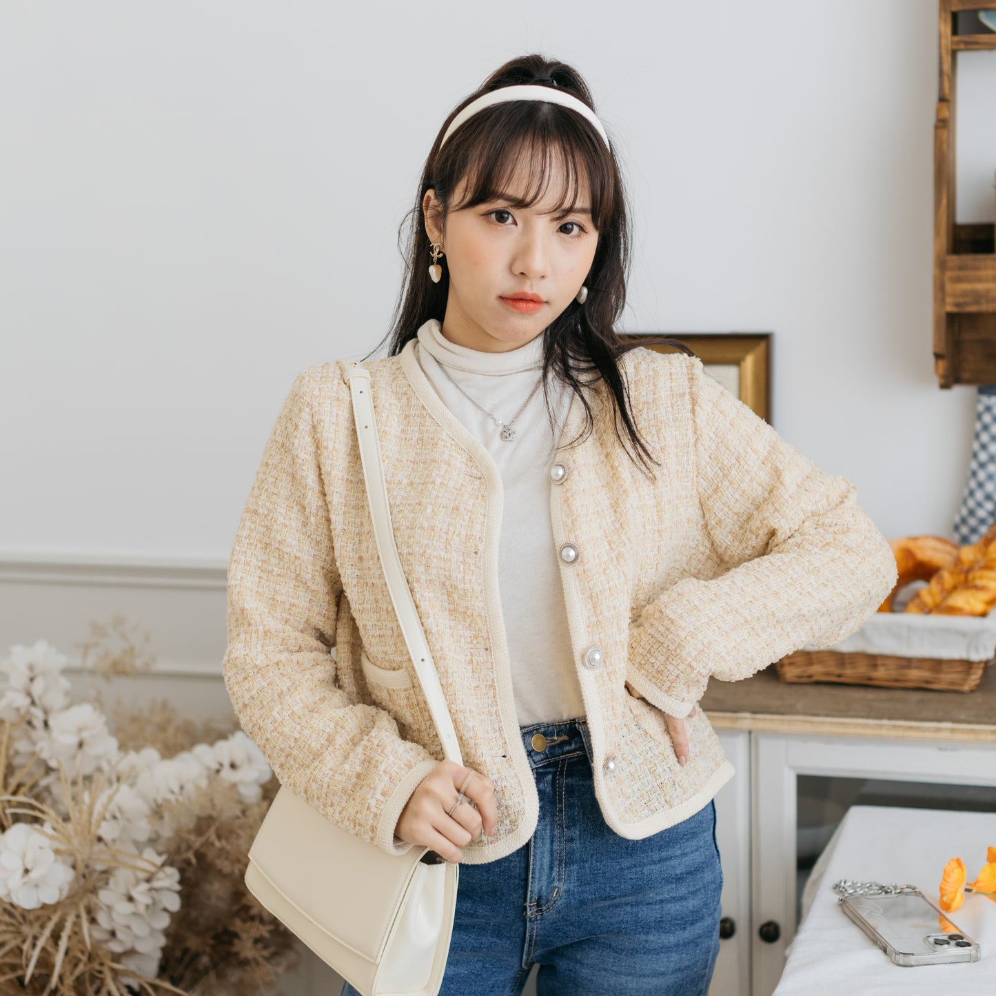 C056 SWISS DAY TWEED OUTER