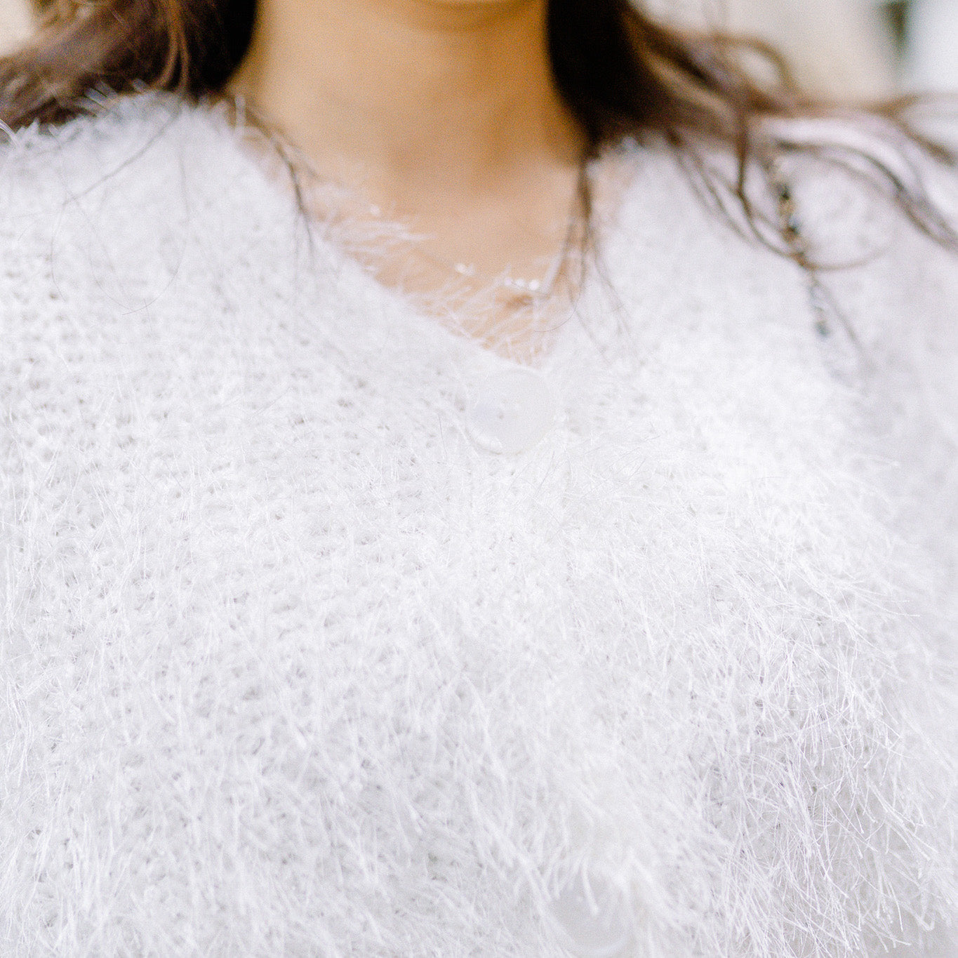 T697 FIZZY CROP CARDIGAN