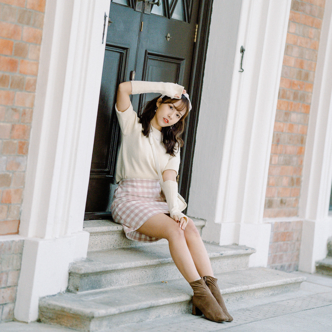 T696 JANUARY SWEATER