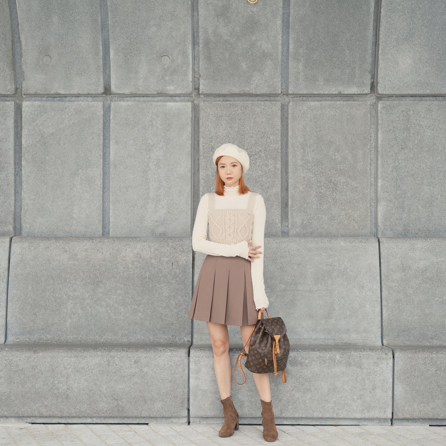 T639 LOOKBOOK KNIT VEST