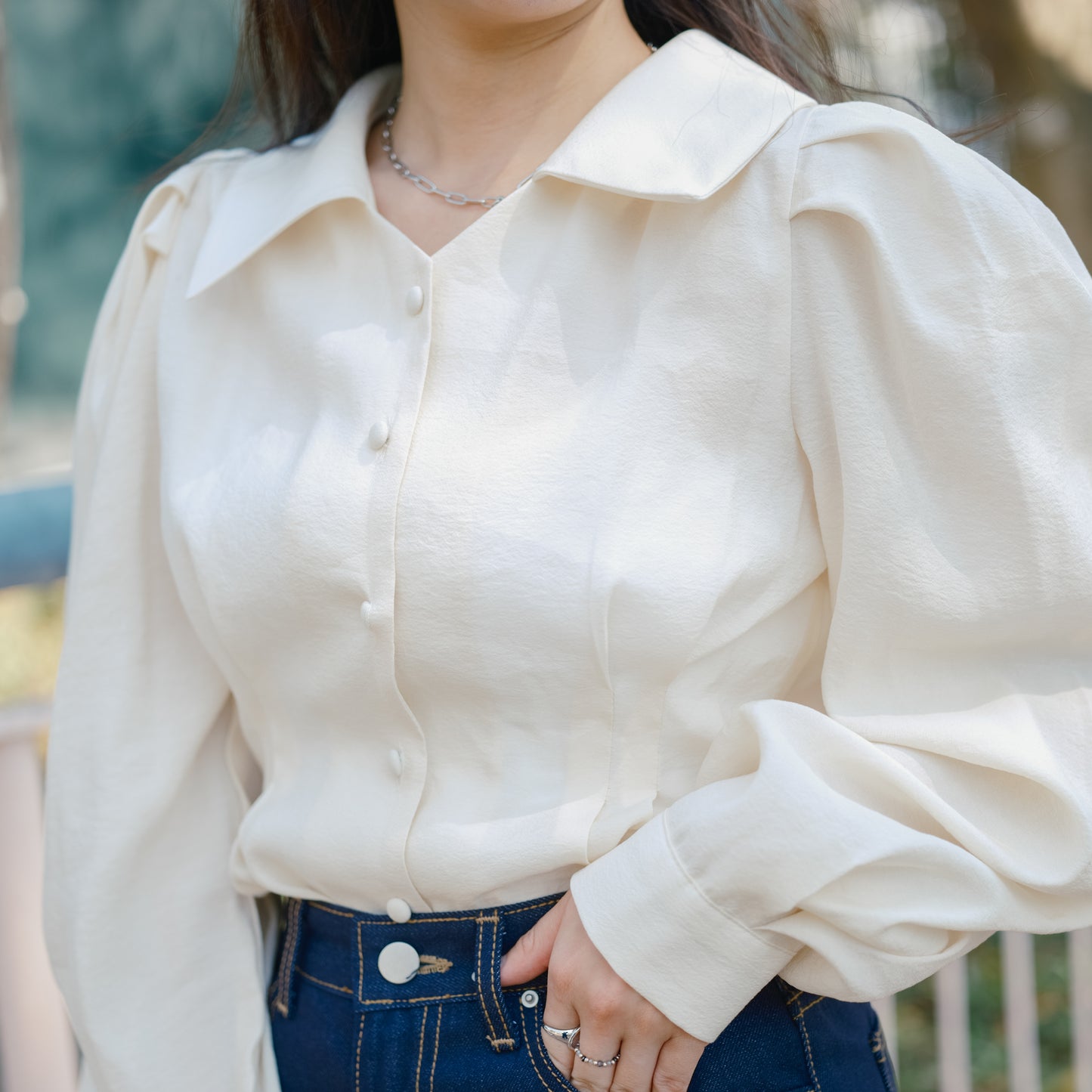 T739 NUZZI BLOUSE