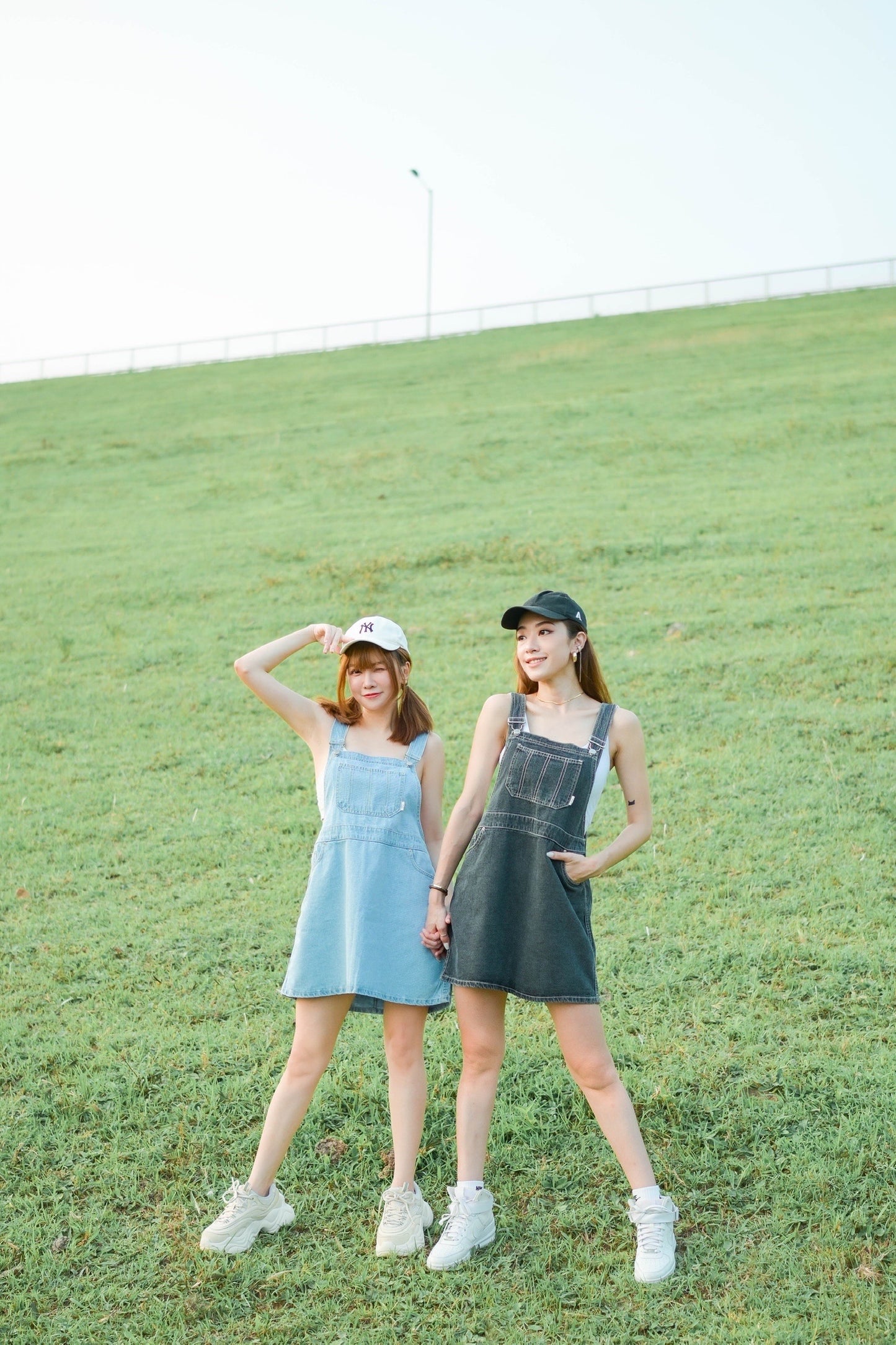 T581 HELLO DENIM OPS