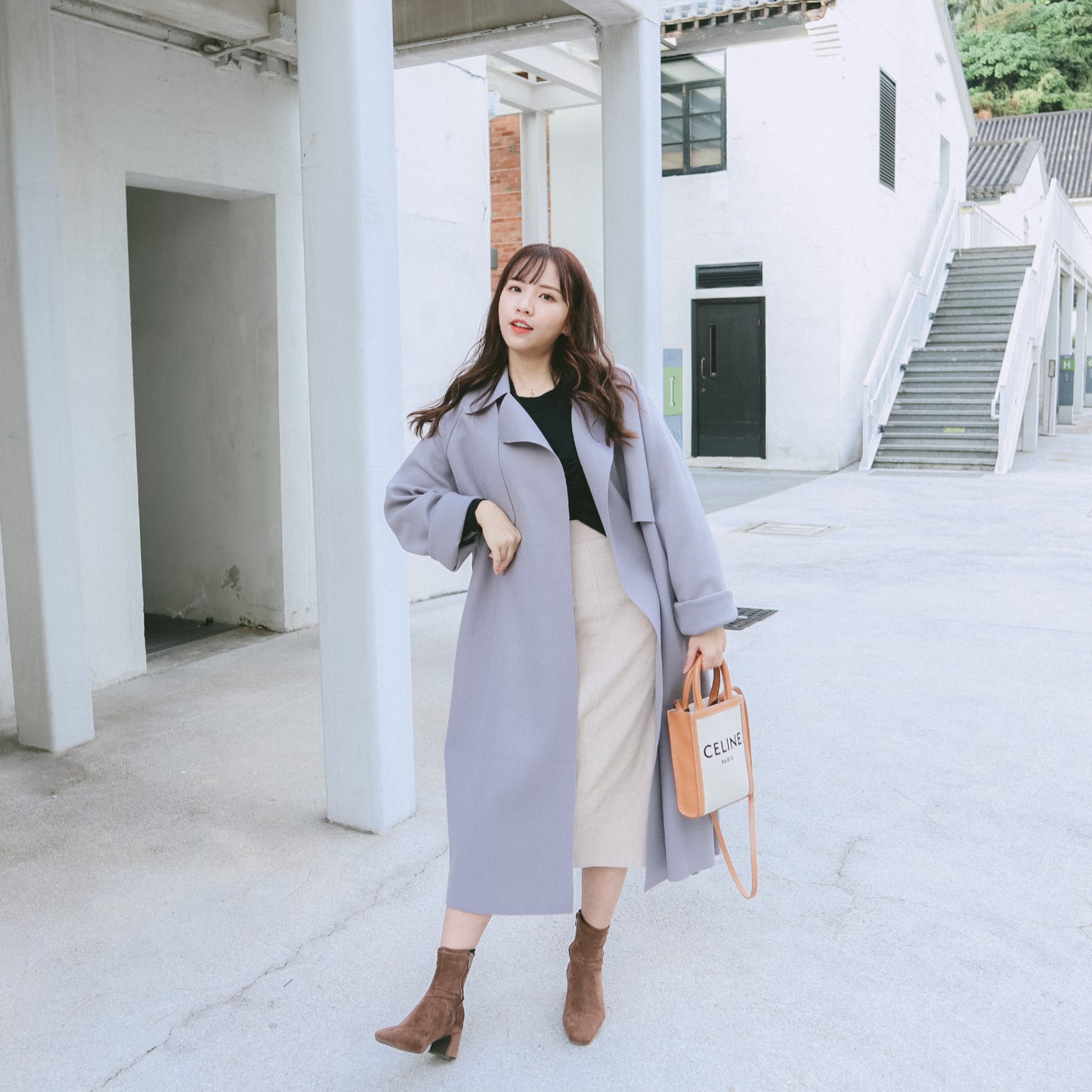 C040 BISCUIT ON OUTER