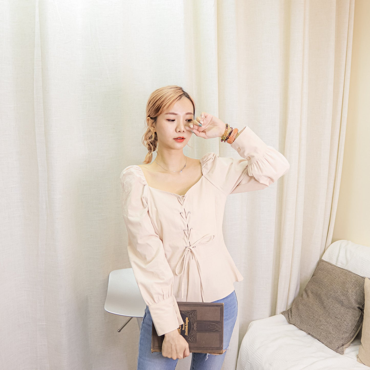 T466 KISSES TOP