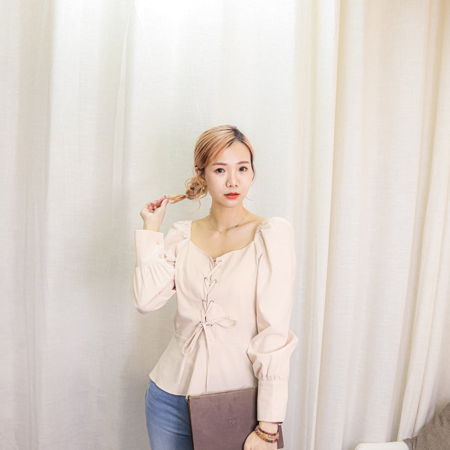 T466 KISSES TOP