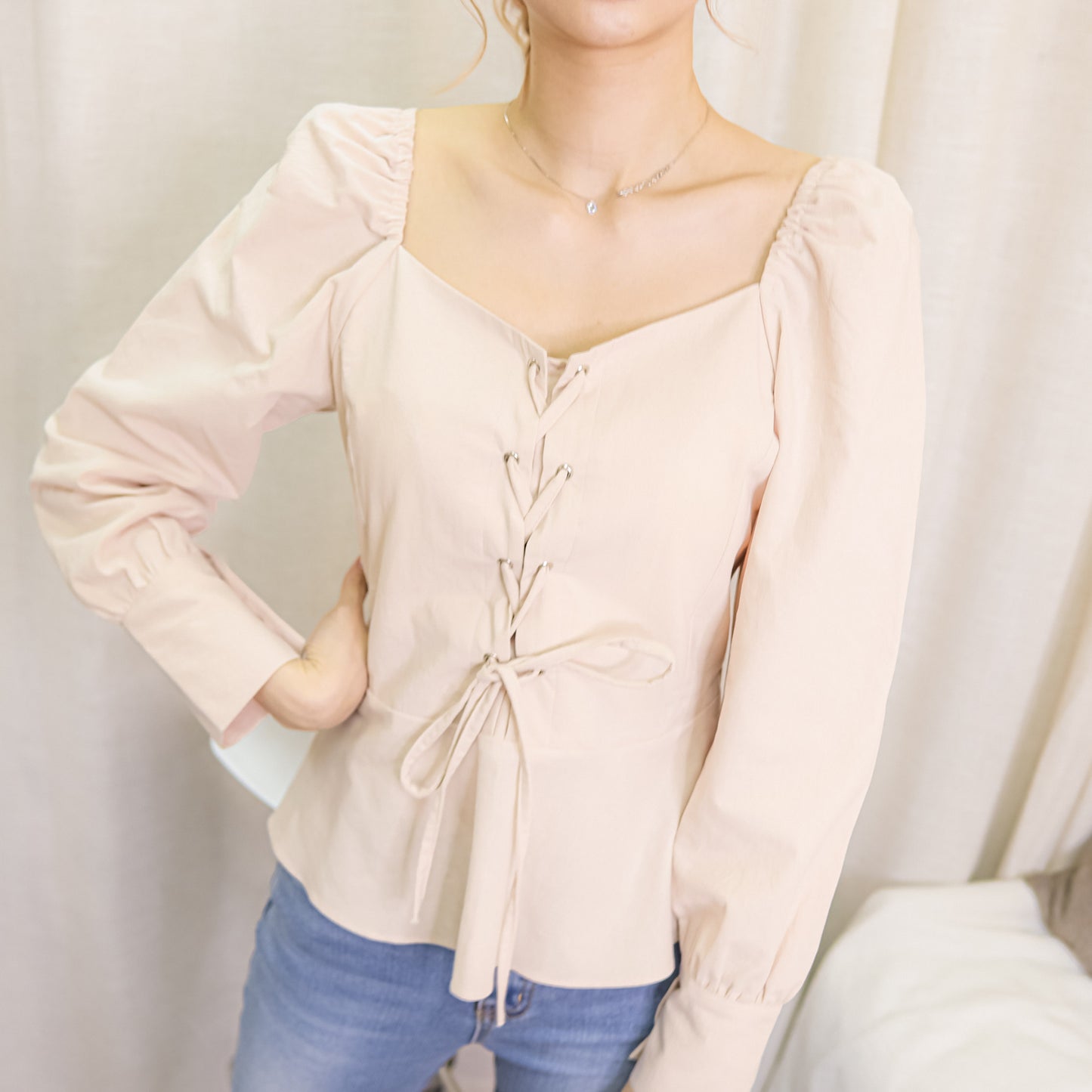 T466 KISSES TOP